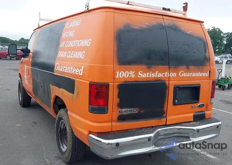 2014 Ford E-250 Commercial z USA, uszkodzony, nr VIN 1FTNE2EW3EDA64940